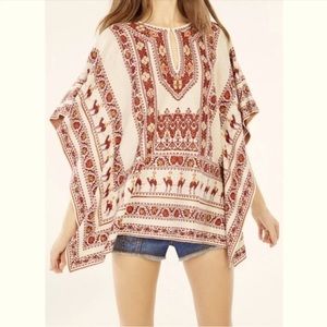 BCBGMAXAZRIA PONCHO